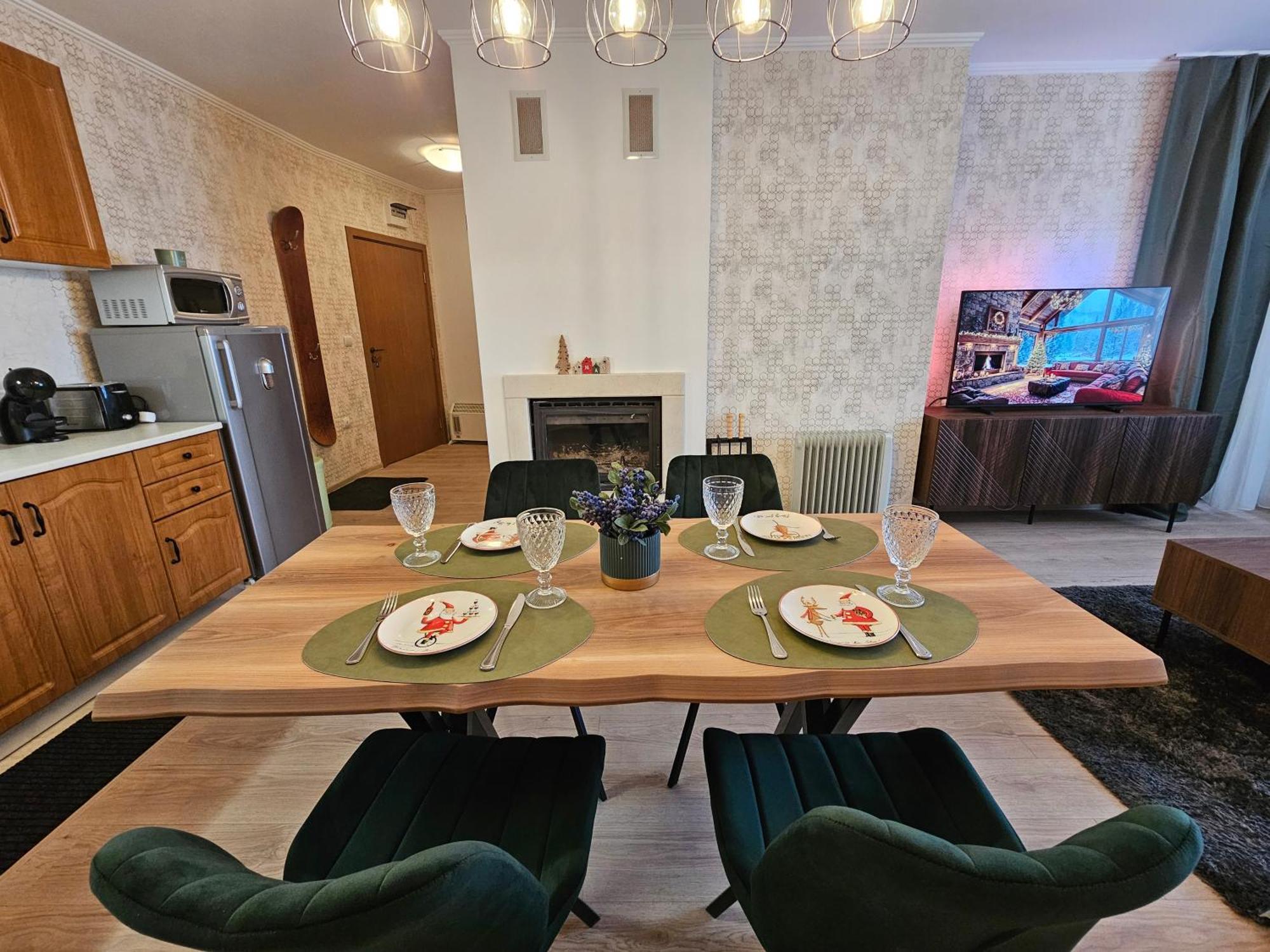 Viva 4-A-23 Apartment Ski To The Door Complex Grand Monastery ปอมโปโรโว ภายนอก รูปภาพ